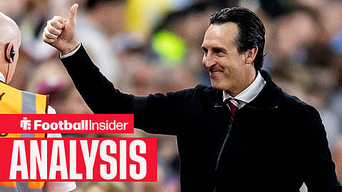 Unai Emery sticking his thumb up and smiling at stadium