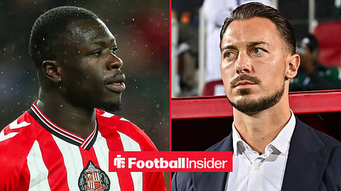Brian Brobbey in action for Sunderland, with Matthias Jaissle on the sidelines at Newcastle