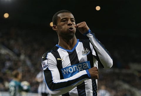 Roma make offer for Newcastle attacker in meeting, willing to meet £30million asking price - report
