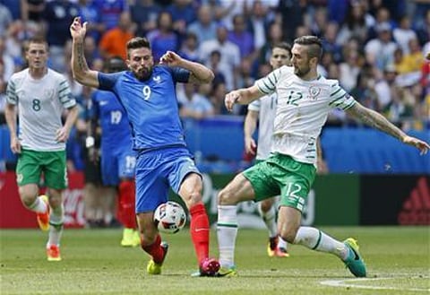 Celtic blow as defender target reveals he's happy at current club