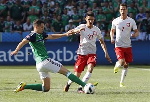 Everton lose out again as midfield target opts for Premier League rivals - reports