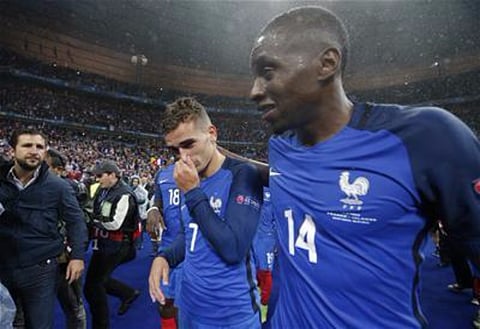 Report: France Euro 2016 star and Liverpool target jets in to England for transfer talks