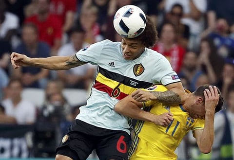 Everton blow as reported £25m target reveals he will stay at club