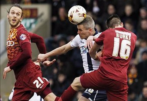 West Ham defender on four-year contract seeks move to Championship