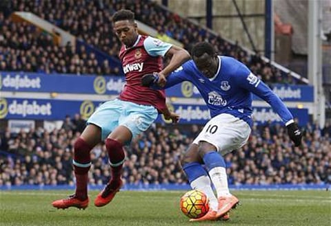 West Ham bid to keep £15m-rated ace takes fascinating new twist - report