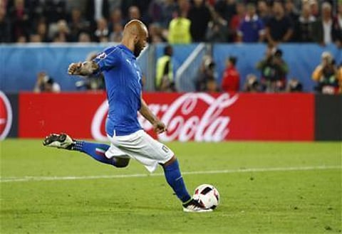 West Ham striker target to be offered in swap deal for midfielder - report