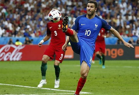 West Ham to rival Barcelona for 32-in-37 striker - report