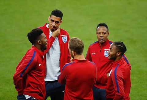 Liverpool fans discuss on Twitter whether Sturridge is better than Rashford