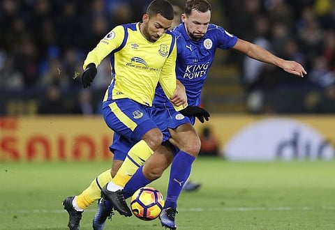 Everton midfielder could yet seal exit to PL rivals after initial block - BBC journalist