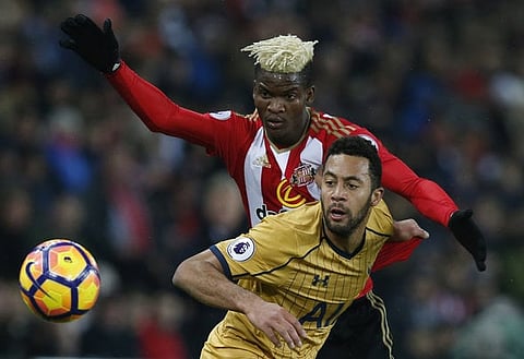Britain Football Soccer - Sunderland v Tottenham Hotspur - Premier League - The Stadium of Light - 31/1/17 Tottenham's Mousa Dembele in action with Sunderland's Didier Ndong  Reuters / Andrew Yates Livepic EDITORIAL USE ONLY. No use with unauthorized audio, video, data, fixture lists, club/league logos or "live" services. Online in-match use limited to 45 images, no video emulation. No use in betting, games or single club/league/player publications.  Please contact your account representative for further details.