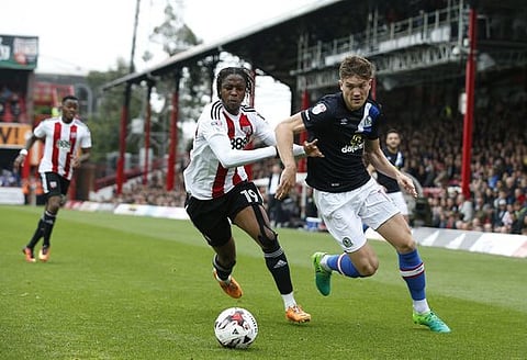 Aston Villa in talks to sign PL striker, bitter Midlands rivals also in pursuit - Sky Sports