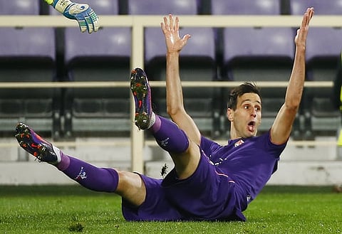 Everton table mega-bid for international forward now AWOL from training - report