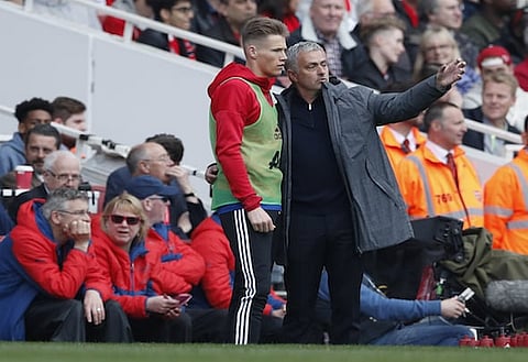 Gerrard must seal Rangers swoop for reportedly available Man United first teamer