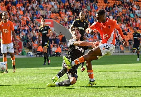Leeds must smash West Ham aside in reported swoop for lightning forward - give Heck X factor