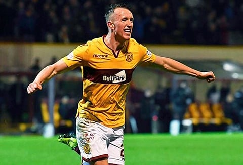 Exclusive: Celtic agree to pay lower fee for Turnbull than last year