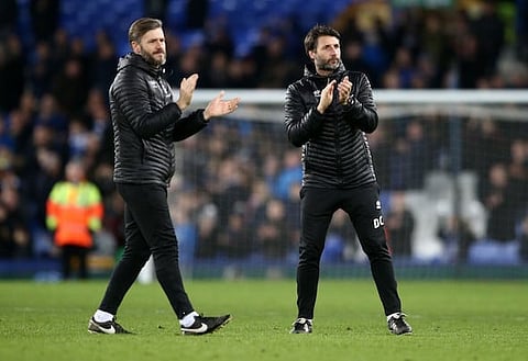 Sources: Cowleys oversee Portsmouth training today for first time