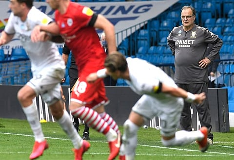 'Massive' - Exclusive: McLeish reacts as cash-rich club try to sign Leeds star by Friday
