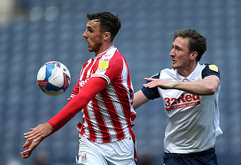 Sources: Huddersfield Town plot last-gasp swoop for Stoke City star