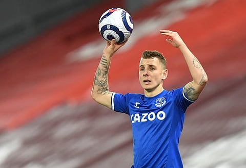 Pundit 'wowed' as Everton offered perfect Digne sidekick