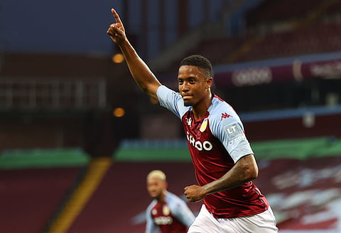 Agbonlahor baffled by what's happened to Ezri Konsa as he slaughters Tottenham man
