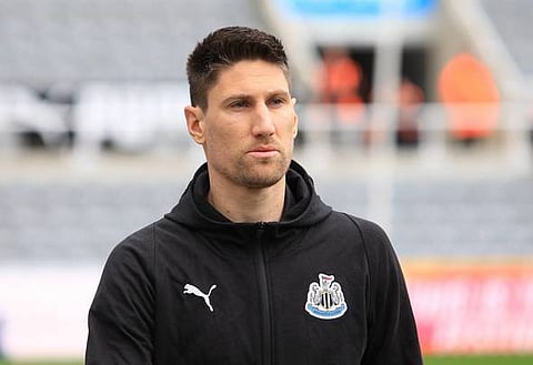Hackett baffled as Fernandez escapes Newcastle ban