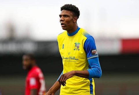 Sources: Barnsley, Huddersfield & Sheffield Wednesday chase Britain's tallest player Hudlin