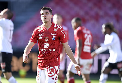 Whelan in awe of 'perfect' Perraud as Leeds open talks over summer deal