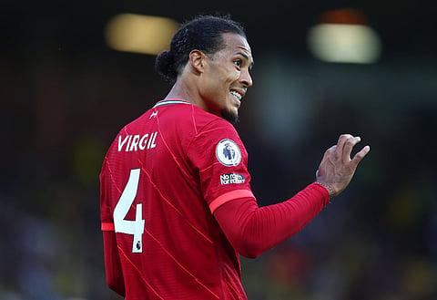 Virgil van Dijk 'taking risk' as Liverpool controversy analysed - expert