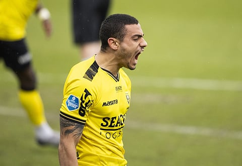 Scots pundit backs Giakoumakis to make Celtic debut after early team news via BBC