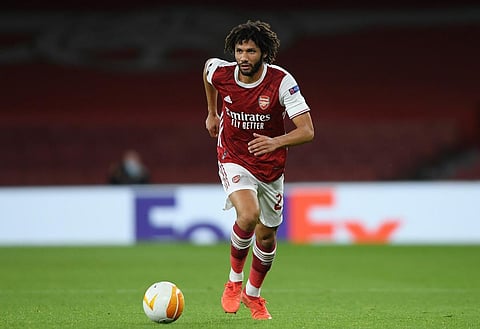 Campbell slams Elneny and tips Arsenal to sign replacement after update via Sky