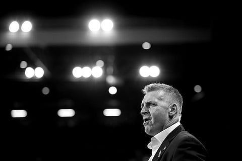 Sources: Smith under 'huge' pressure at Aston Villa as chiefs 'startled'