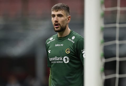 Sources: Norwich City and Watford set sights on Haikin