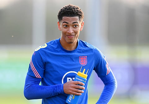 Pundit suggests when Jude Bellingham transfer could be 'done' after Liverpool expert's update