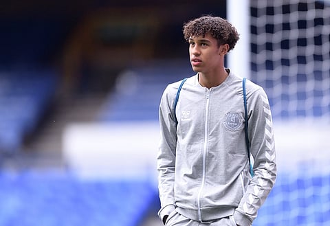 Sources: Man City set to beat Man United to sign Everton sensation Emilio Lawrence