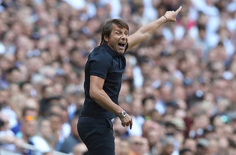Tottenham expert fumes amid claims Antonio Conte 'threw in the towel'