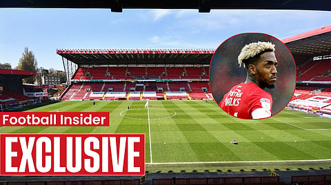 Charlton race Reading and Stockport to sign  Mallik Wilks