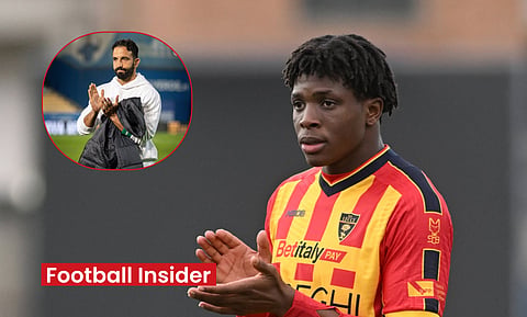 Man United told to agree 'electric' Patrick Dorgu deal after Sky update on bid