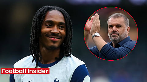 Tottenham fans stunned by what 'unbelievable' Djed Spence did v Man United