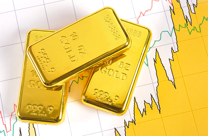 Gold prices on a roll for 7th day: Yellow metal surges past ₹87,000 as U.S. tariffs fuel safe-haven rush