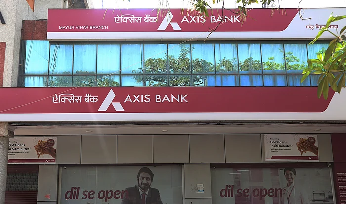 Axis Bank clarifies after SEBI restrains Axis Capital from taking up new biz as merchant banker