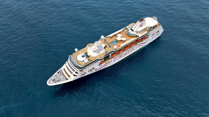 Indians Cruise Along In Style