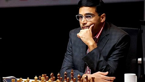  विश्वनाथन आनंदने नॉर्वेने बुद्धिबळ स्पर्धेत  कार्लसनवर केली मात
