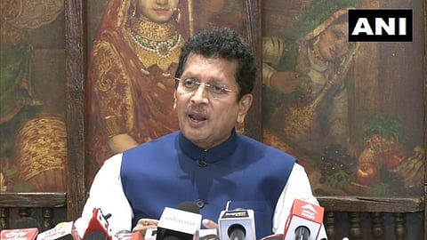 राजन तेलींनी केसरकरांवर साधला निशाणा 