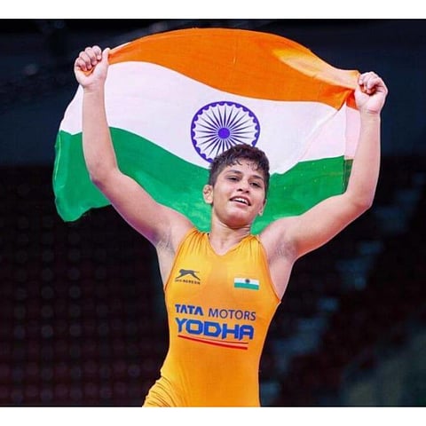 भारताच्या अंतिम पांघलने जागतिक कुस्ती स्पर्धेत पटकाविले सुवर्णपदक
