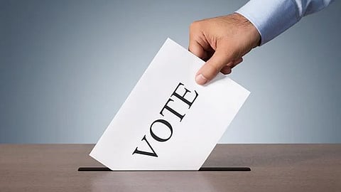 मिनी लोकसभा निवडणुकांचे वारे!