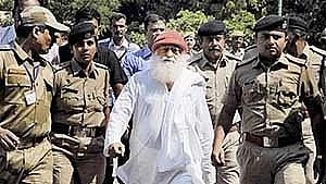 आसाराम बापू दोषी,कोर्ट उद्या शिक्षा सुनावणार