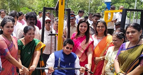 दहिसर येथील गावदेवी उद्यान मैदान खुले ; ओपन जीम, मुलांना खेळण्यासाठी मोकळी जागा