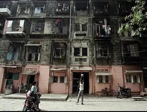 पावसाळा तोंडावर असताना ११६ पोलीस कुटुंबांना घरं खाली करण्याची नोटीस

