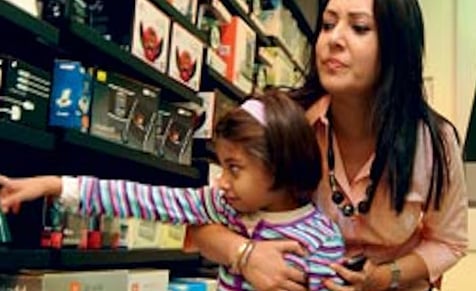 पालकांनी मुलांसोबत सतत संवाद साधला पाहिजे : डॉ. विनय कुमार