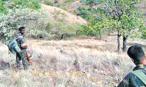 केंद्राच्या नक्षलविरोधी मोहिमेत अडथळे